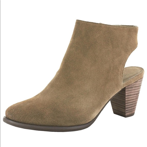 Tan Chocolat Blu Stacked Cone Heel Mule Clog - Picture 4 of 4